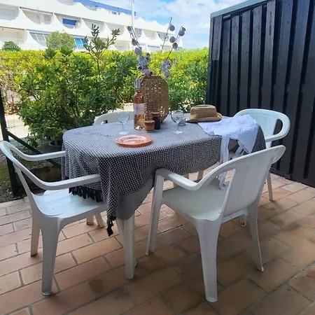 Terrasse 3 Entre Et Port De Plaisance *